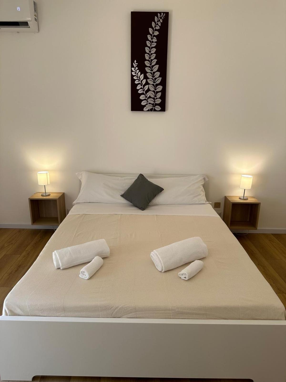 We Home Taormina Center With Parking Exterior foto